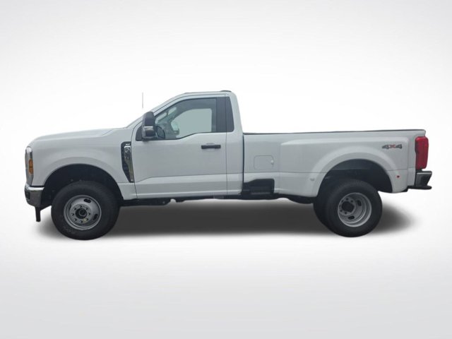 2026 Ford Super Duty F-350 DRW XLT
