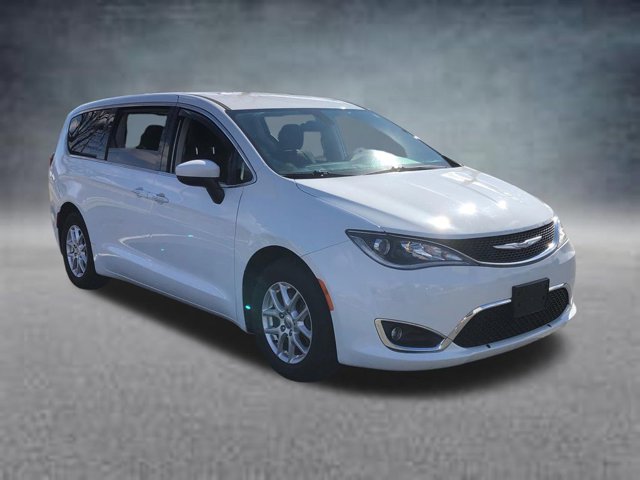 2017 Chrysler Pacifica Touring Plus