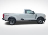 2026 Ford Super Duty F-350 DRW XLT