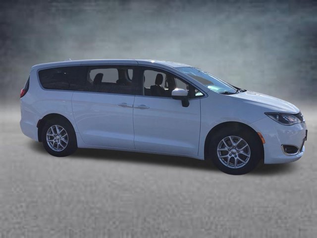 2017 Chrysler Pacifica Touring Plus
