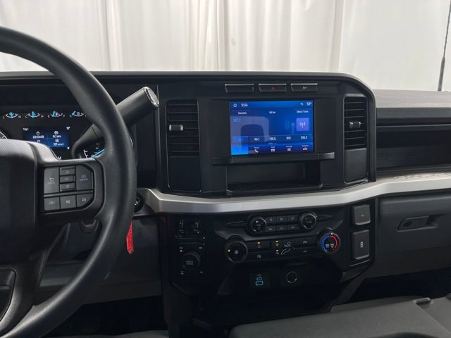 2024 Ford Super Duty F-350 SRW XL