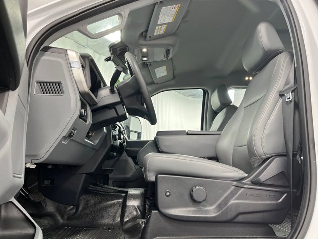 2024 Ford Super Duty F-350 SRW XL
