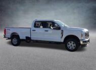 2025 Ford Super Duty F-350 SRW XLT