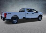 2025 Ford Super Duty F-350 SRW XLT
