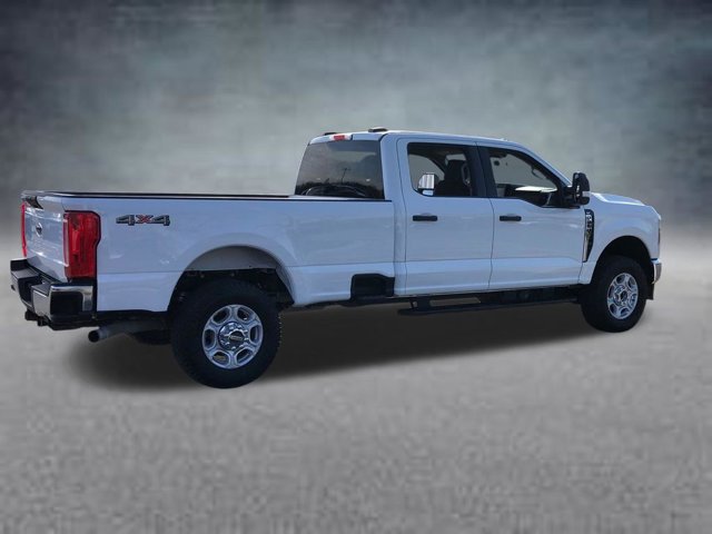 2025 Ford Super Duty F-350 SRW XLT