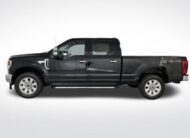 2022 Ford Super Duty F-250 SRW LARIAT